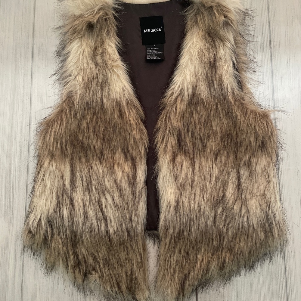 Me Jane Brown and Cream Faux Fur Vest